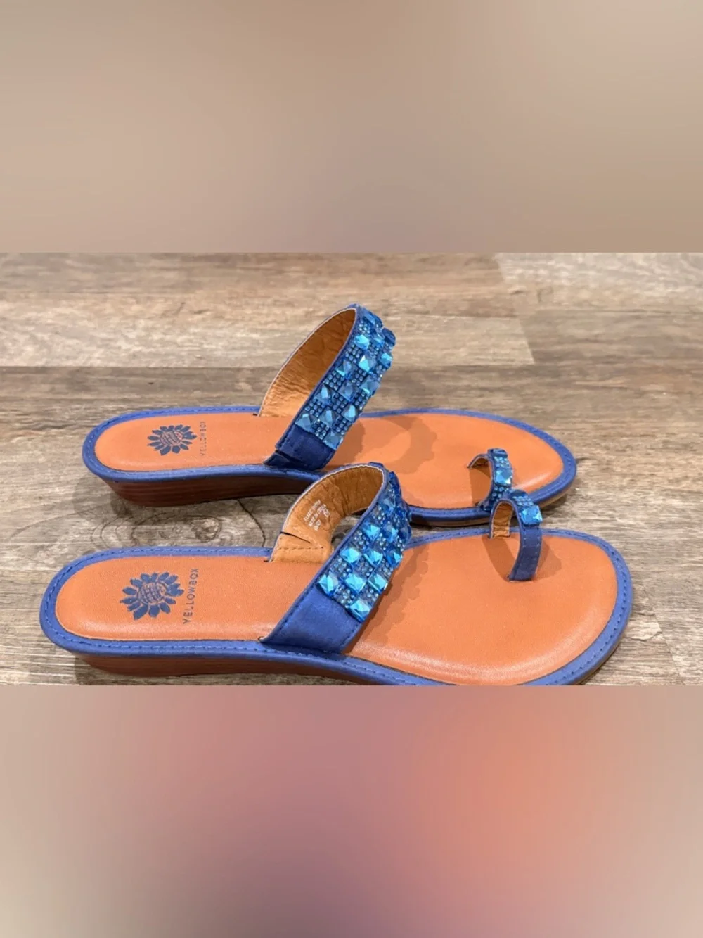 New Yellow Box Blue Embellished Toe-Loop Sandals for Women - Picture 6 of 9